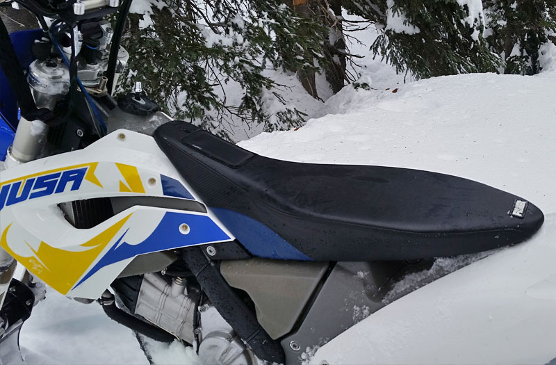 FE570 snowbike seat